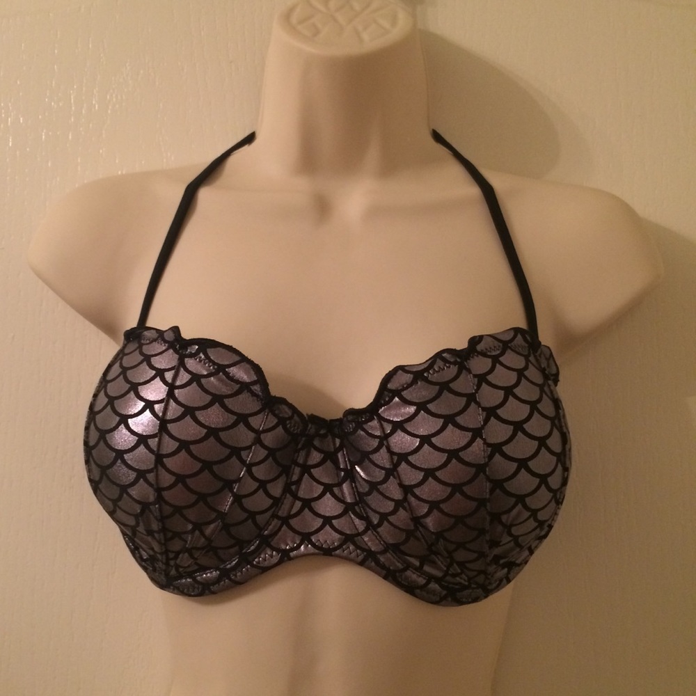 Hot Topic XL Bikini Top